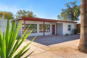 Chic Modern Home, Central Tucson